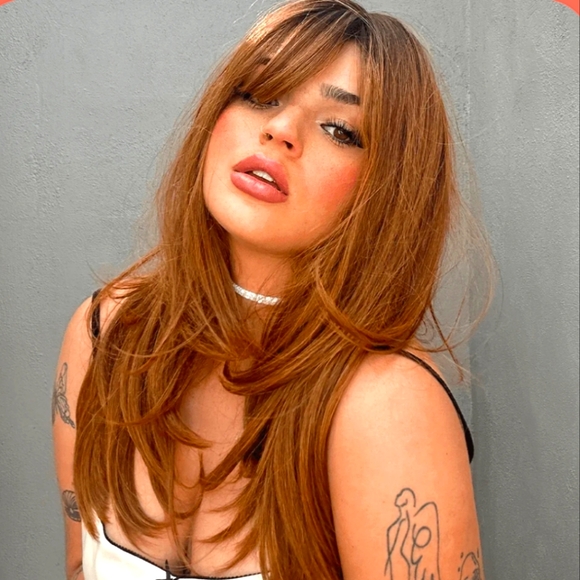 26'in INH Glueless Wig - Picture 2 of 3